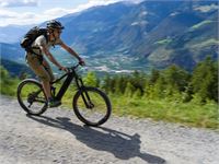 Südtirol Radfahrer © MarcelStrelow iStock